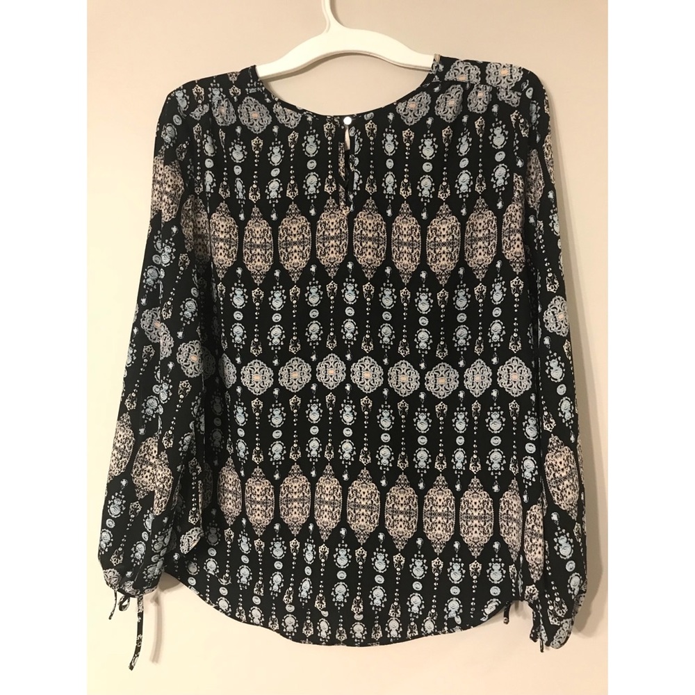 Cato | Patterned Peekaboo Sleeved Blouse | L